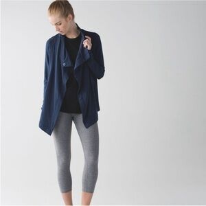 🧘 Lululemon Coast Wrap jacket long sleeve in Navy & Heathered Gray